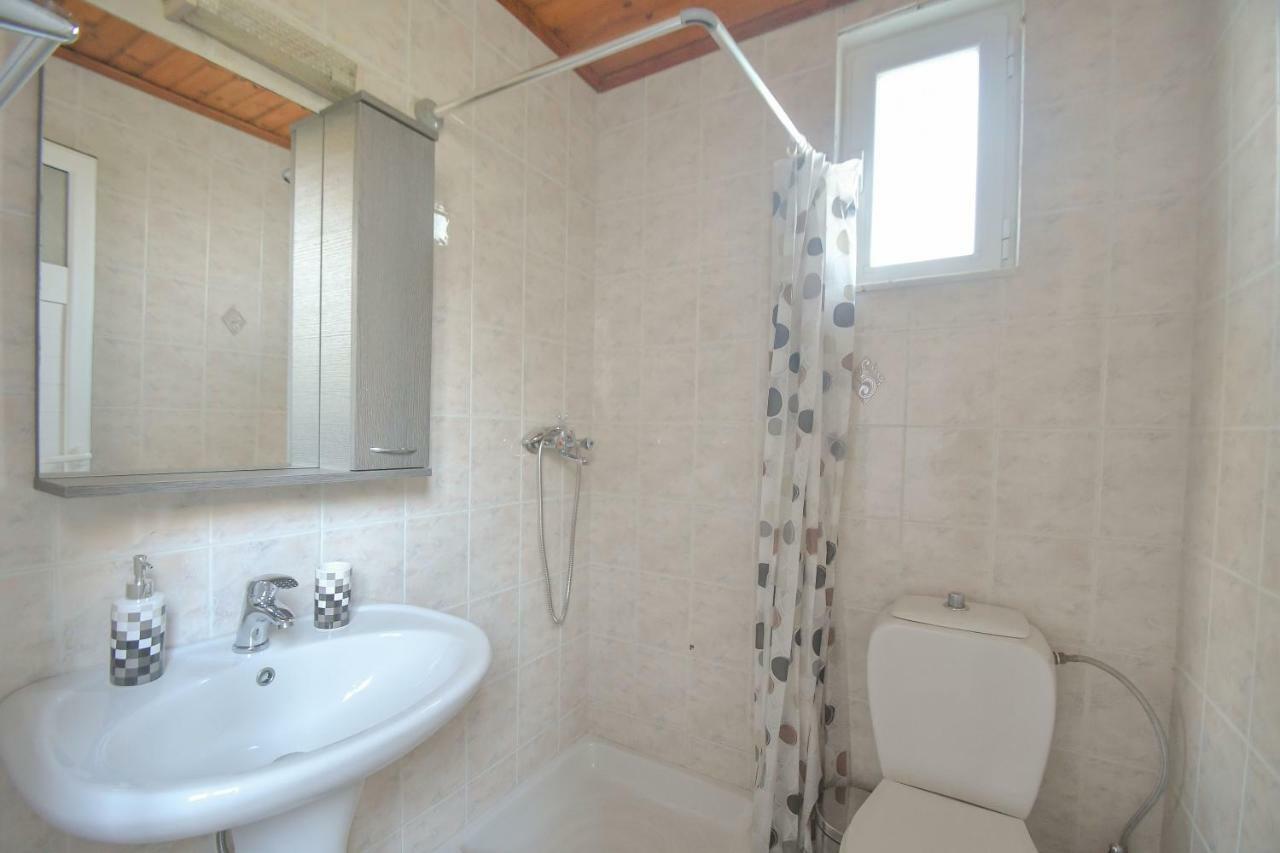 The Olive Garden House Villa ฮารากิ ภายนอก รูปภาพ
