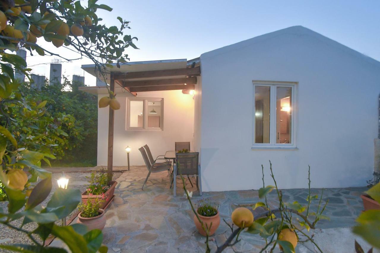 The Olive Garden House Villa ฮารากิ ภายนอก รูปภาพ