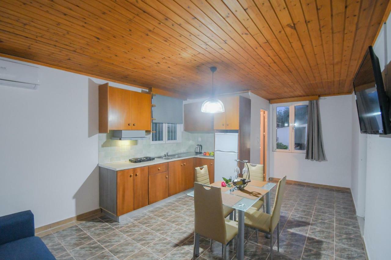 The Olive Garden House Villa ฮารากิ ภายนอก รูปภาพ